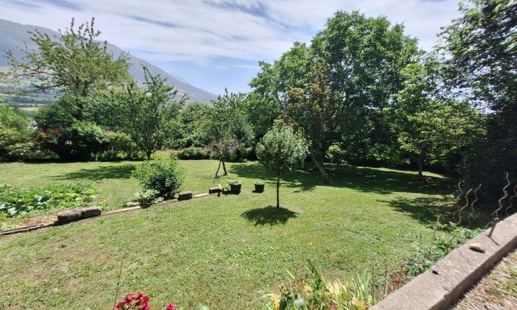 Entretien ainsi que la tonte d'un terrain dans la Vallée du Grésivaudan 